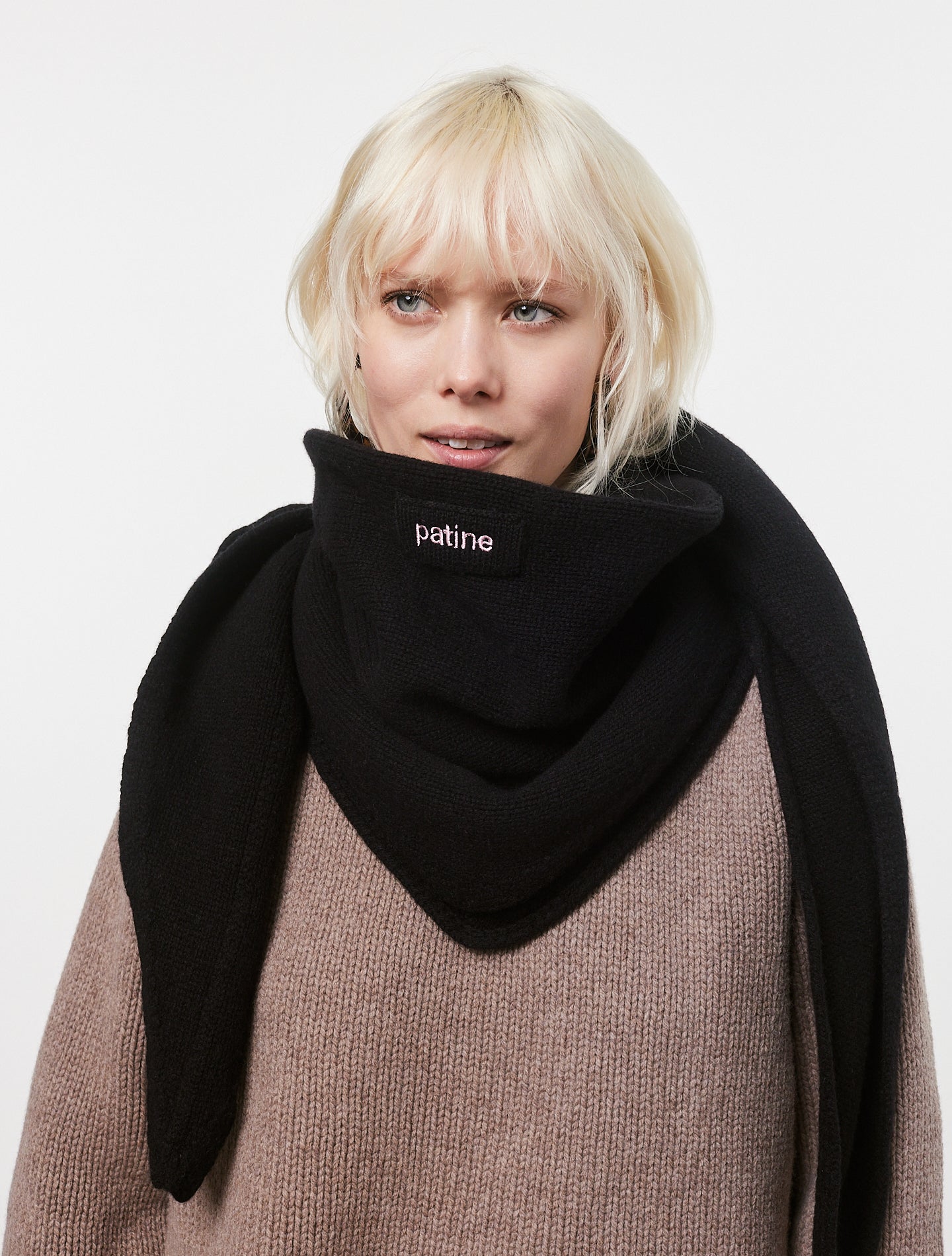 Le bandana Wooly laine Noir black coffee