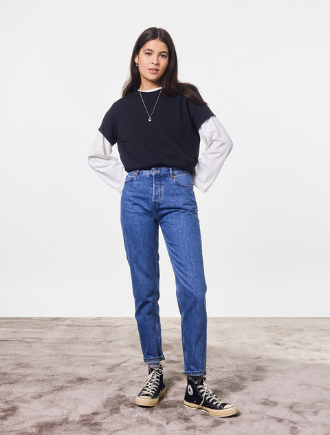 Curvy Brenda regen-recycled cotton jeans Medium blue 