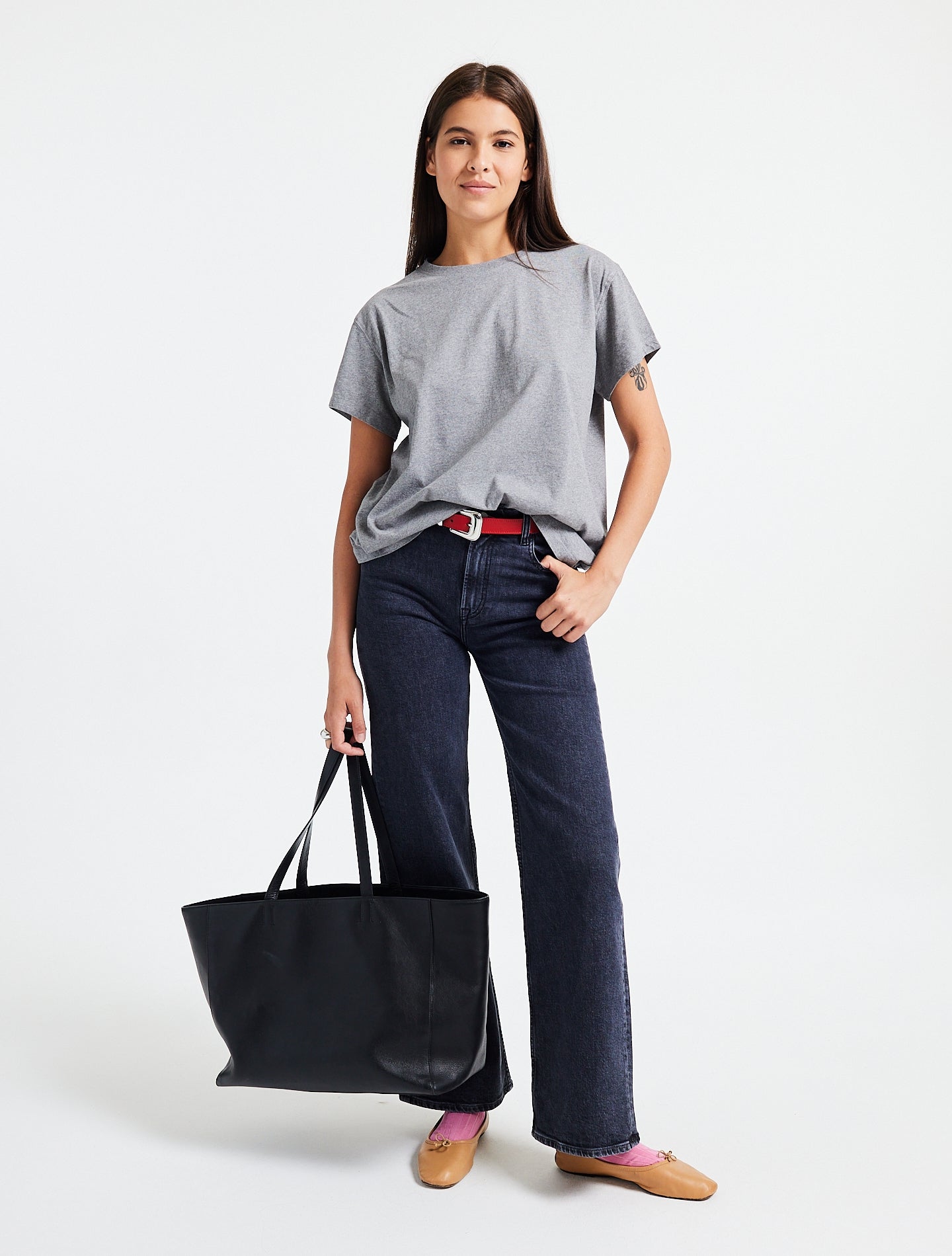 Rose mesure 1m73 et porte le jean flare en 36