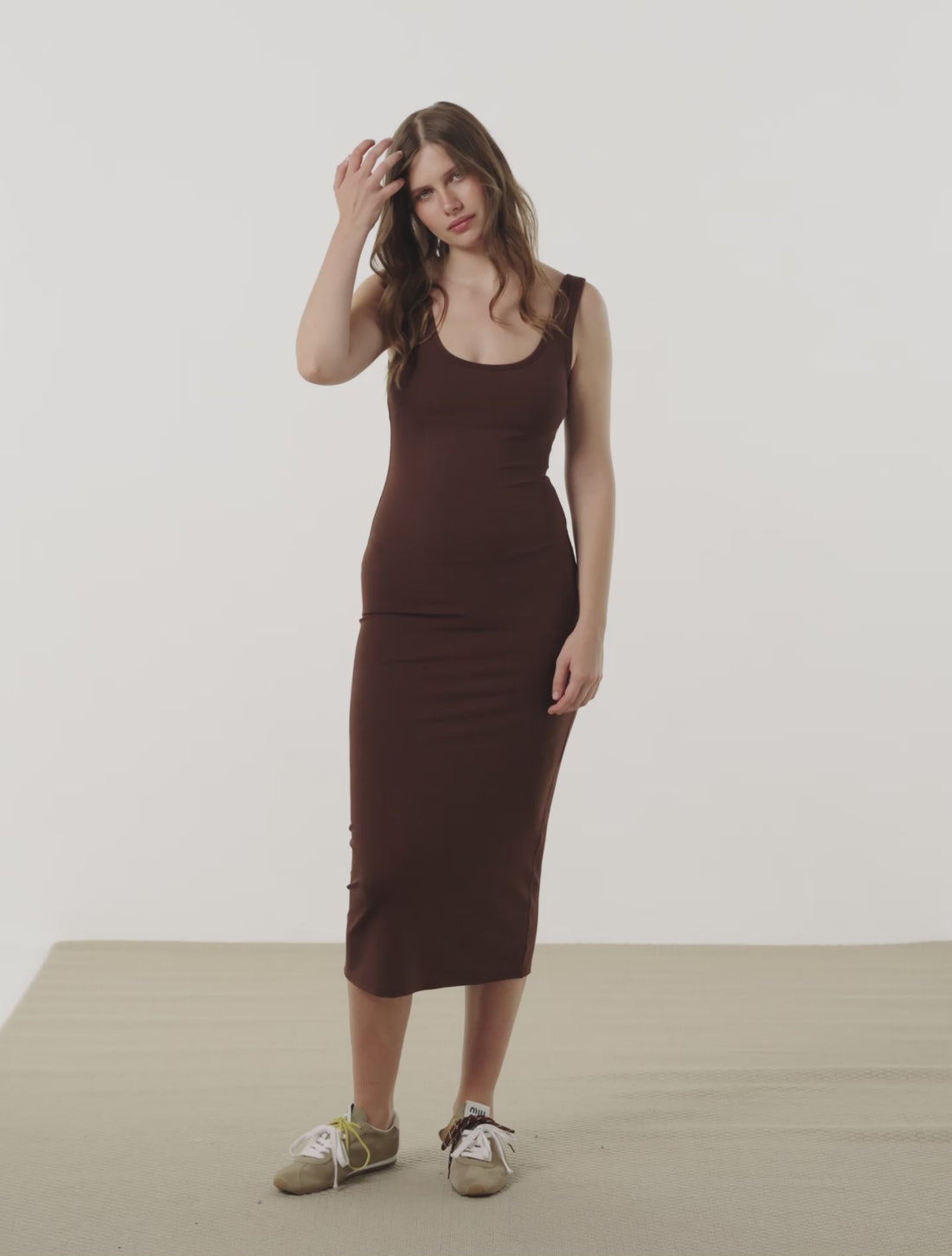 Lena 1,78m porte la taille S